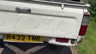 1998 TOYOTA HILUX PICK UP