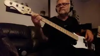 Sultans Of Swing, Dire Straits, Bass Cover.
