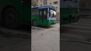 Mercedes-BenzО305 "Последняя трехдверка в Екатеринбурге" #транспорт #shorts #подписывайтесь