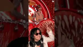 ¡ANTES QUE NADIE! 🚨 DOGS OF WAR: ¡PRIMER VISTAZO DEL NUEVO TENA DE MÖTLEY CRÜE!