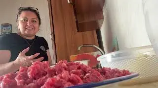 I'm still messing around in the kitchen) while chatting with you, I'm finishing up my work.