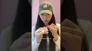 the nails look so yum 🍓🫶🏻