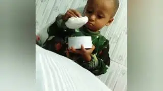 Bayi lucu imut