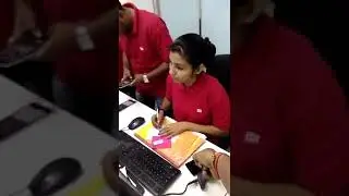 MI customer service girl abuses openly to people