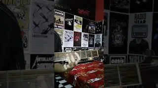 Machine Gun Kelly - body bag intro on acoustic