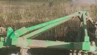 трактор т 150 трохи в болоті