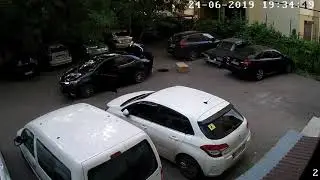 Крышку люка вернули ))