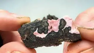 Slabbing a West Texas Agate Featuring Pink Opal!