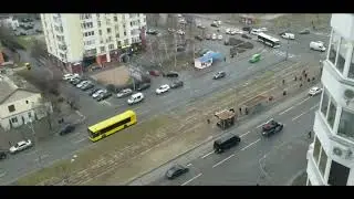 Герой на щиті. Плине кача. Сумує вся Україна. За кожним полеглим воїном.