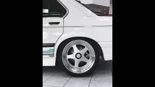 Dapper + Retro | Team AF M535i E28 