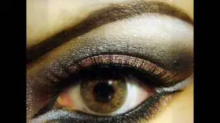 Dramatic Pink & Black Arabian eye makeup tutorial