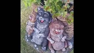 Уличное кашпо «Три кота»
