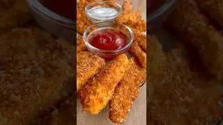 Хрустящие снаружи, сочные внутри. Вкуснейшие кабачковые наггетсы.🔸Zucchini nuggets. Crispy, juicy.