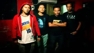 WARHEADS  - HINAY KUSOG