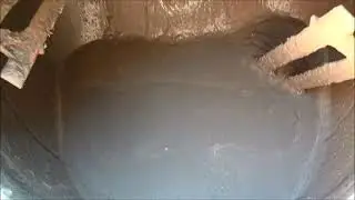 Заливаем пол в курятнике