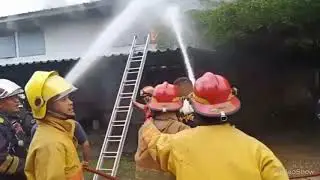 สว่างโรจนฯ : ไฟไหม้บ้านพักข้าราชการทหารเรือ กรมสรรพวุธ สัตหีบ