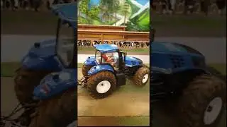 Tractor at work On The Diorama | Rc