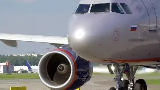 Russian Planes Landings and TakeOffs - MOSCOW AIRPORT