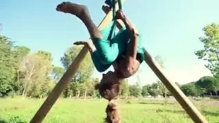 acroFLYYoga Demo 2016