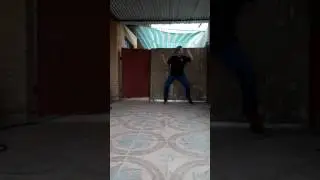 Niño de 13 años bailando increible ❤