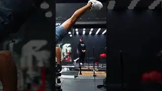Calisthenics In a Public Gym | Funny Reaction!