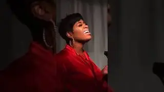 Fantasia warming up her vocals