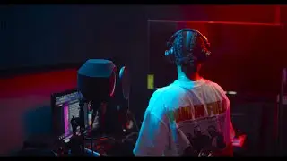 Ambar Free - Que Esperas De Mi? (Visualizer)