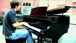 Tim Halperin - "Hey Ya" cover by Outkast