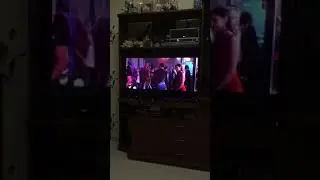 Алиса и Универсальный пульт с Али