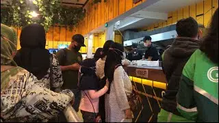 Rela antri demi Mie Gacoan