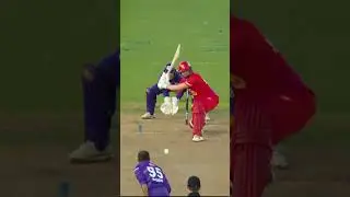 🪄 MAGIC! | Adil Rashid Takes Wickets! 