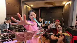 INTO THE UNKNOWN' (숨겨진 세상) covered by Tookta Jamaporn