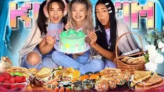 ASMR PICNIC MUKBANG in THE CAR | feat. ALISHA & ELSARCA from XO TEAM #shorts #tiktok