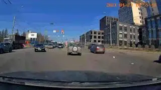 Рассыпал бумажки