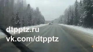 При обгоне ушёл в кювет