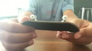 How to Ollie and how it lets you explore more thing in the finger board world ( *turn volume up*)