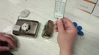 Электромеханический моторизированный замок, с уже прописанными брелоками Em-Marine для прохода.
