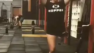 Девушка на 1 ноги..)( Я в шоке на такой авария