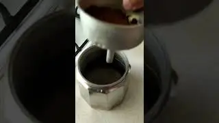 Как сварить кофе в гейзерной кофеварке
