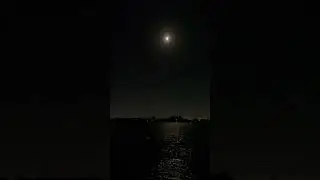 Olir o Kotha Shune Bokul Hashe / Midnight / Full Moon