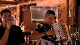 Se Va La Reina - Wilman Fiayo & Mirito Castro.