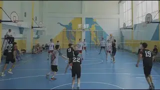 10-е классы vs 11-е классы 1-сет | Внутришкольные соревнования