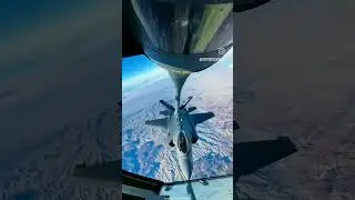 Air to air refueling of jet planes | lot'sofScience17 #shorts