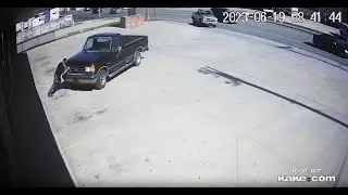 Truck flees after slamming into popular Wichita barbecue restaurant