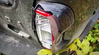Нива Тревел. Влетел в дерево... Ремонт. Замена задних светодиодных фонарей, покраска кузова.