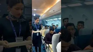 Whiskey In Plane #whiskey #airplane #hyperbengali #amichikuu #airlinejob #cabincrewtraining #shorts