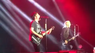 Fall Out Boy - A Little Less Sixteen Candles, A Little More "Touch Me" live @ Columbiahalle Berlin