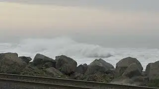 Canon R7 4K 30P with EF 24-105mm f/4L IS II Lens | Test Footage Waves