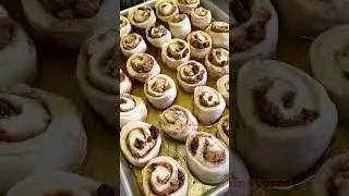 Cinnamon rolls Recipe #cinnamonrolls #bakerybread #shorts #cinnabon