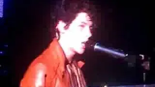 Nick Jonas talks about Diabetes (crys at the end) Summerfest